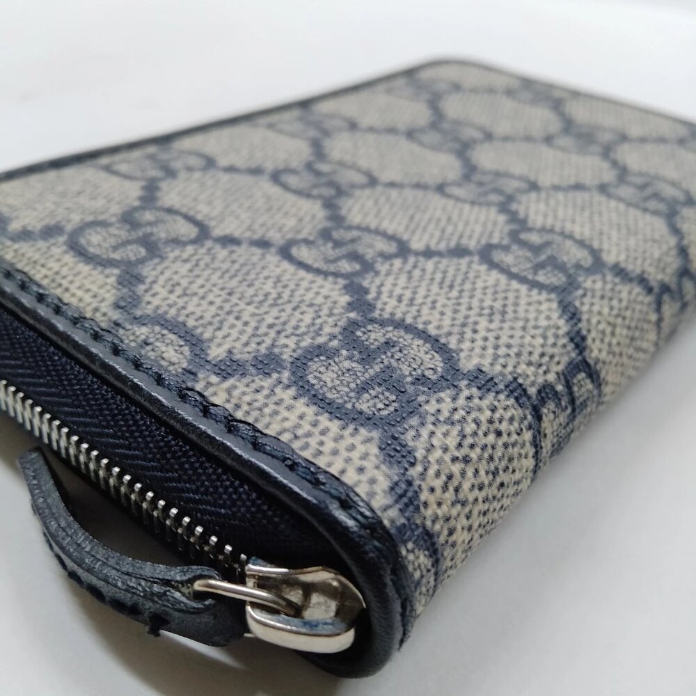 Authentic Gucci GG Supreme Canvas Zip Around Wallet - Picture 5 of 12